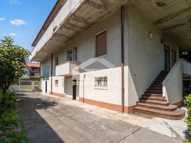 Villa Indipendente in vendita a Zanica, Lombardia