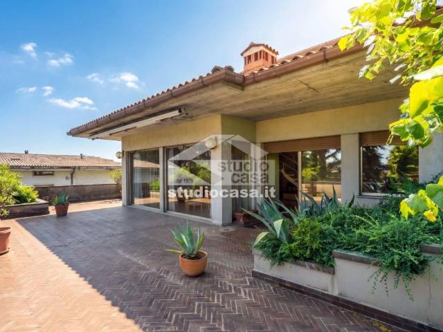 Villa Indipendente in vendita a Zanica, Lombardia