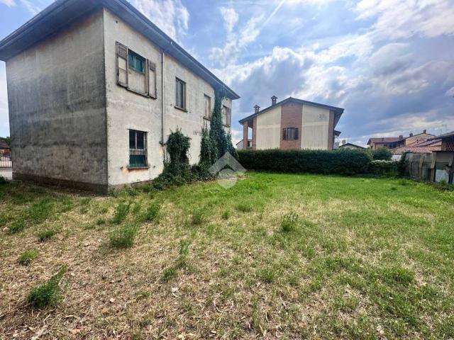 Villa Indipendente in vendita a Zeccone, Lombardia