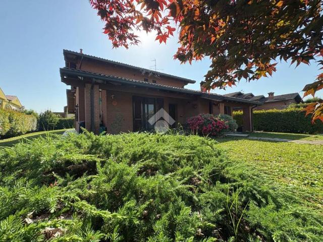 Villa Indipendente in vendita a Zeccone, Lombardia