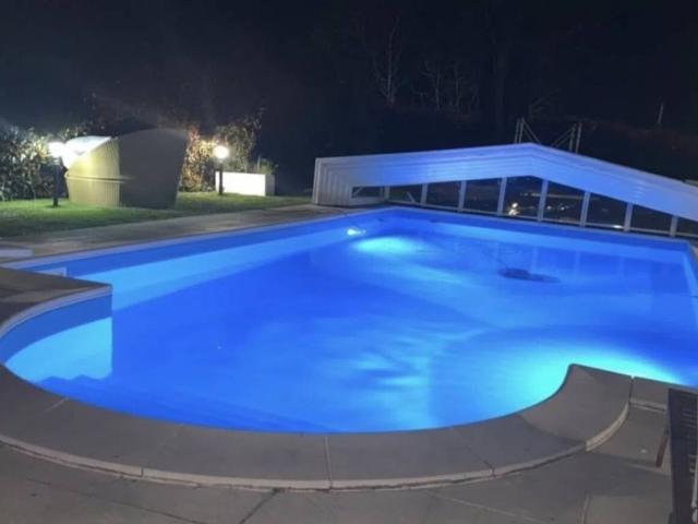 Villa Indipendente in vendita a Zeccone, Lombardia