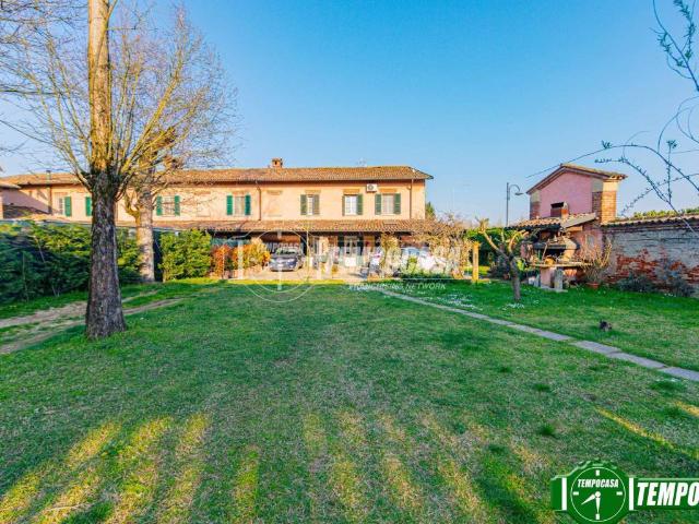 Villa Indipendente in vendita a Zeccone, Lombardia