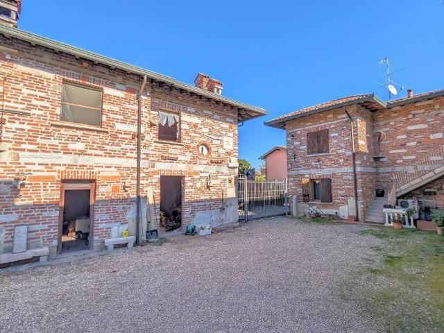 Villa Indipendente in vendita a Zeccone, Lombardia