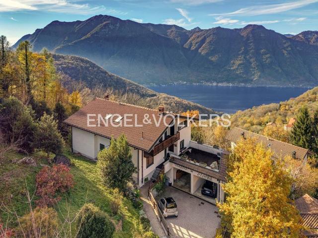 Villa Indipendente in vendita a Zelbio, Lombardia