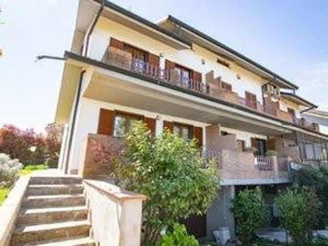 Villa Indipendente in vendita a Zelo Buon Persico, Lombardia