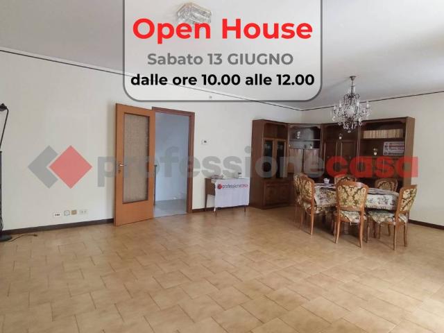 Villa Indipendente in vendita a Zelo Buon Persico, Lombardia