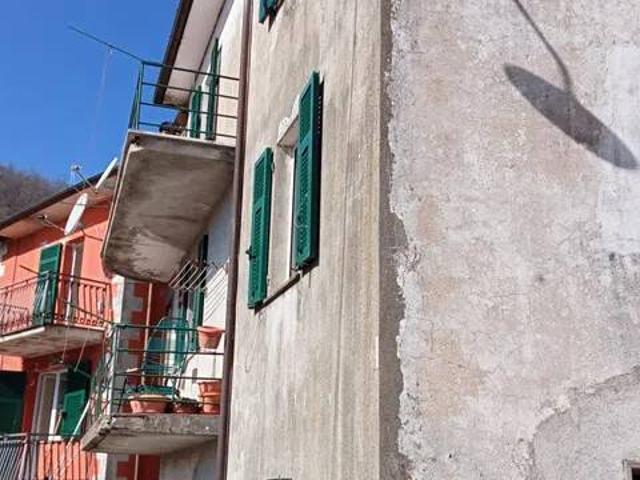 Villa Indipendente in vendita a Adelano, Zeri