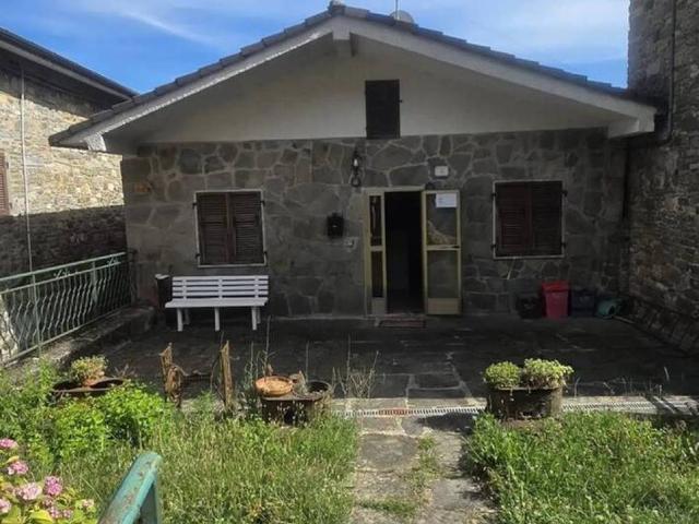 Villa Indipendente in vendita a Unione di comuni Montana Lunigiana, Zeri