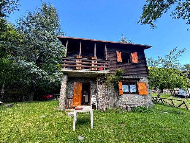 Villa Indipendente in vendita a Unione di comuni Montana Lunigiana, Zeri