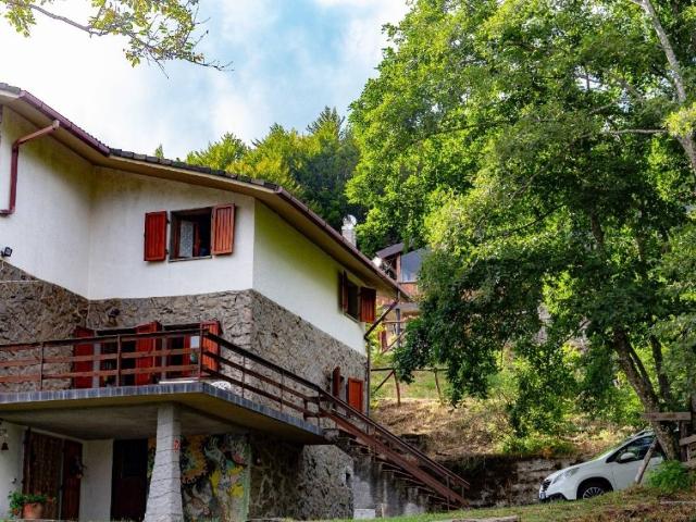 Villa Indipendente in vendita a Unione di comuni Montana Lunigiana, Zeri