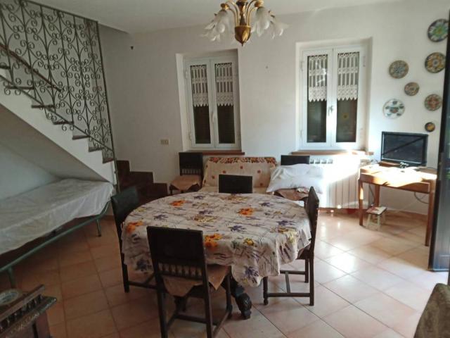 Villa Indipendente in vendita a Unione di comuni Montana Lunigiana, Zeri