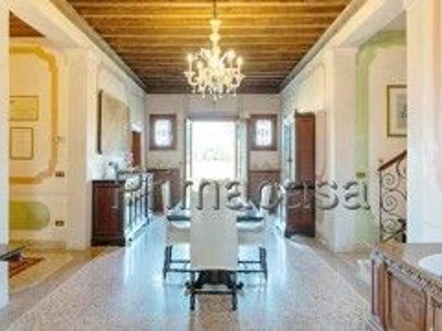 Villa Indipendente in vendita a Pastrello, Zero Branco