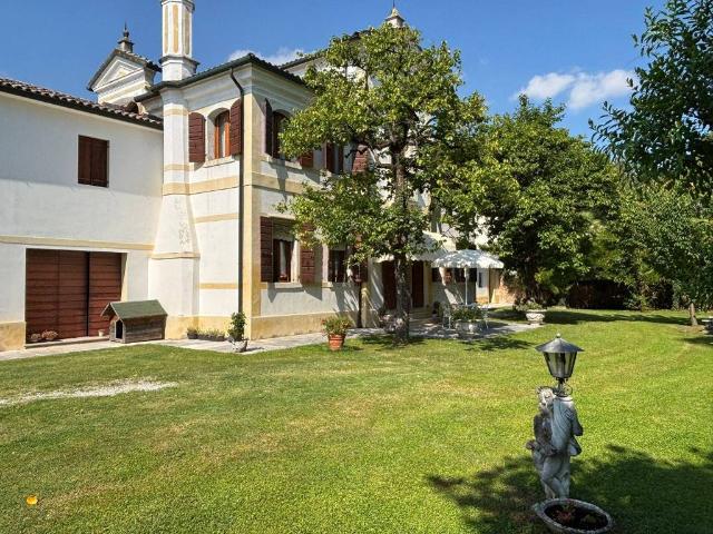 Villa Indipendente in vendita a Zero Branco, Veneto