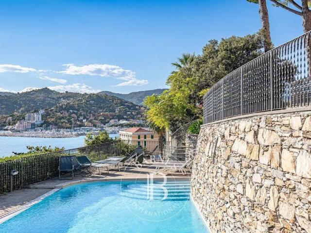 Villa Indipendente in vendita a Sant'Ambrogio, Zoagli