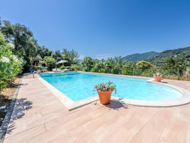 Villa Indipendente in vendita a Sant'Ambrogio, Zoagli