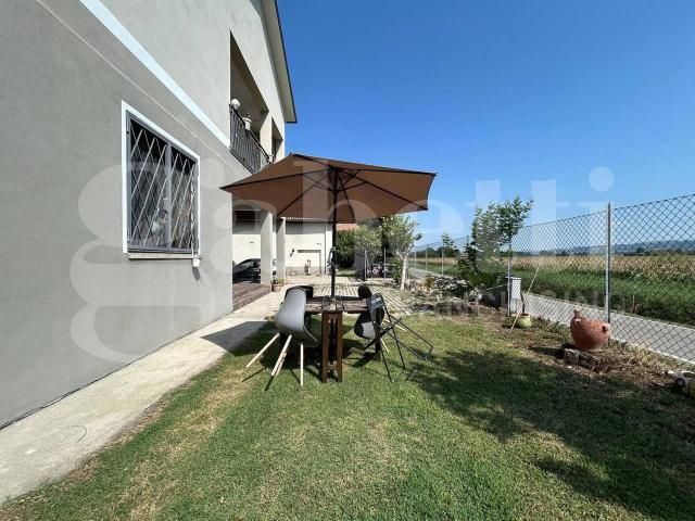Villa Indipendente in vendita a Unione dei comuni Valli del Reno, Lavino e Samoggia, Zola Predosa