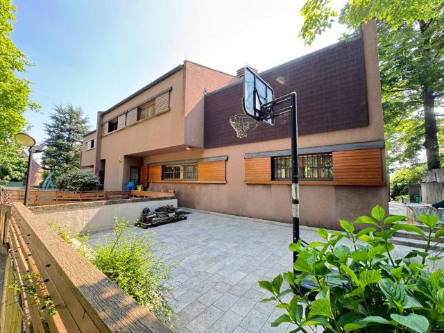 Villa Indipendente in vendita a Unione dei comuni Valli del Reno, Lavino e Samoggia, Monte San Pietro