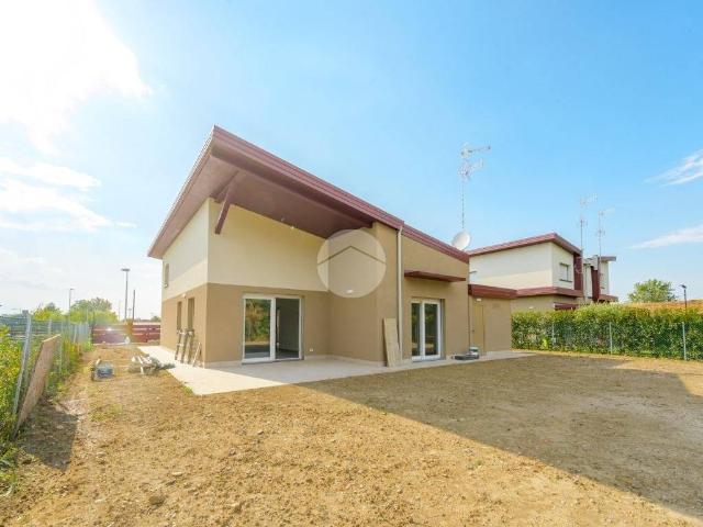 Villa Indipendente in vendita a Unione dei comuni Valli del Reno, Lavino e Samoggia, Zola Predosa