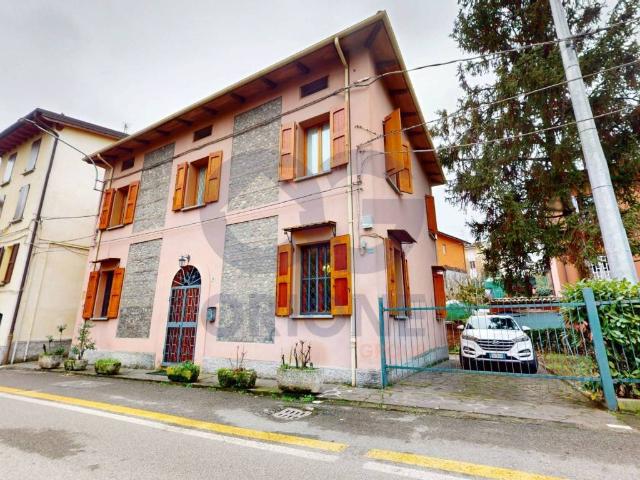 Villa Indipendente in vendita a Unione dei comuni Valli del Reno, Lavino e Samoggia, Zola Predosa
