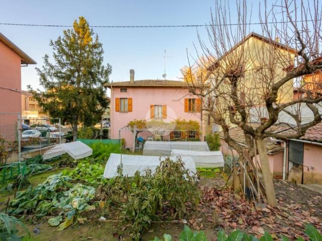 Villa Indipendente in vendita a Unione dei comuni Valli del Reno, Lavino e Samoggia, Zola Predosa