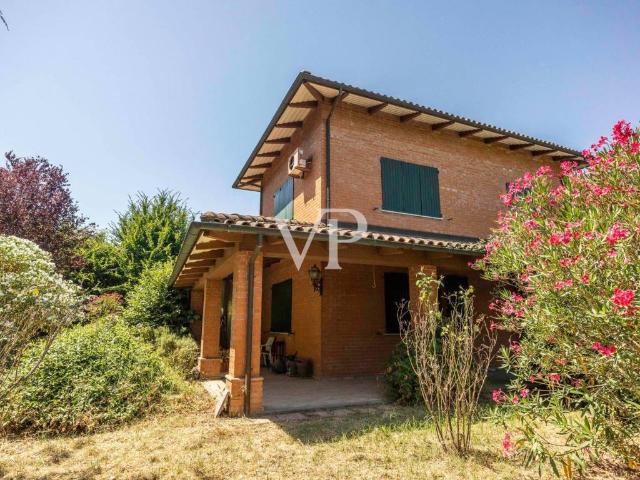 Villa Indipendente in vendita a Unione dei comuni Valli del Reno, Lavino e Samoggia, Zola Predosa