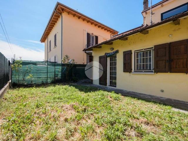 Villa Indipendente in vendita a Unione dei comuni Valli del Reno, Lavino e Samoggia, Zola Predosa