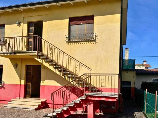 Villa Indipendente in vendita a Zugliano, Veneto