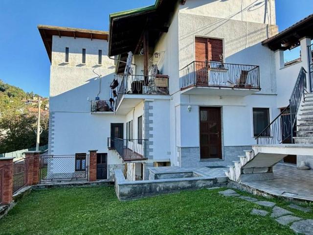 Villa Indipendente in vendita a Piemonte, Biella
