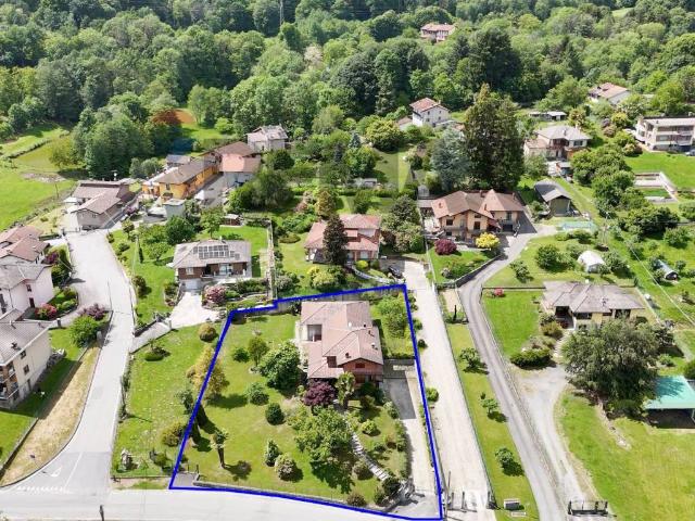 Villa Indipendente in vendita a Piemonte, Biella