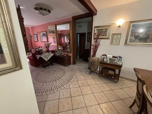 Villa Indipendente in vendita a Adria, Veneto