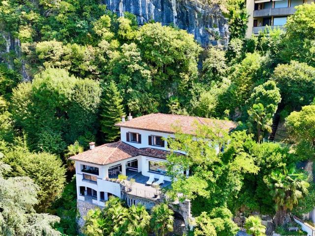 Villa Indipendente in vendita a Torno, Lombardia