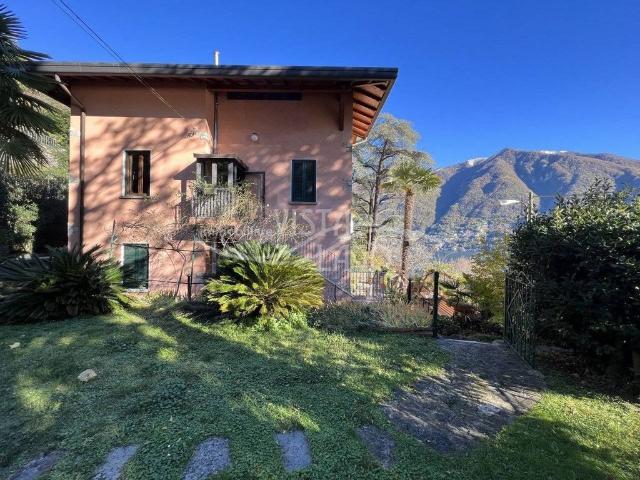 Villa Indipendente in vendita a Carate, Carate Urio