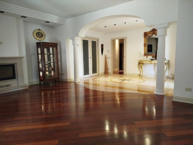 Villa Indipendente in vendita a Carpenedolo, Lombardia