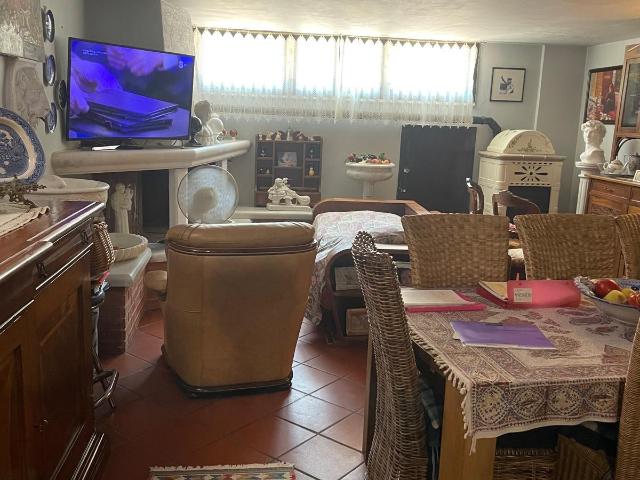 Villa Indipendente in vendita a Bonascola, Carrara