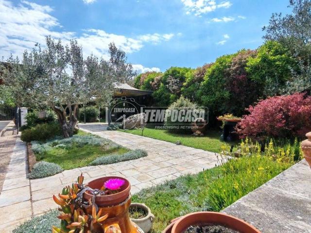 Villa Indipendente in vendita a Puglia, Bari