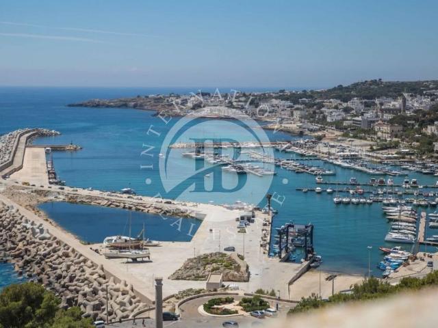 Villa Indipendente in vendita a Puglia, Lecce
