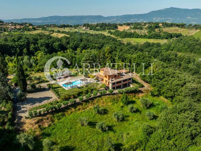 Villa Indipendente in vendita a Il Poggio, Città Della Pieve