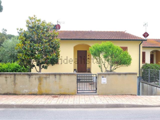 Casa in vendita a Suvereto, Toscana