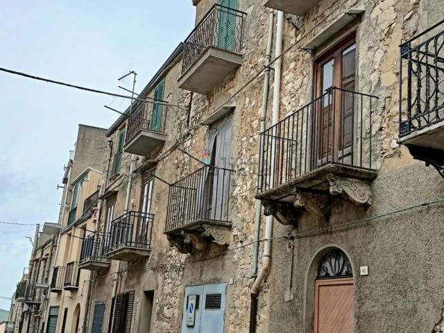 Casa in vendita a Bisacquino, Sicilia