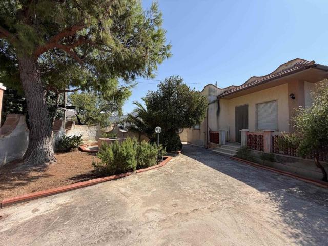 Casa in vendita a Sant'Andrea, Valderice