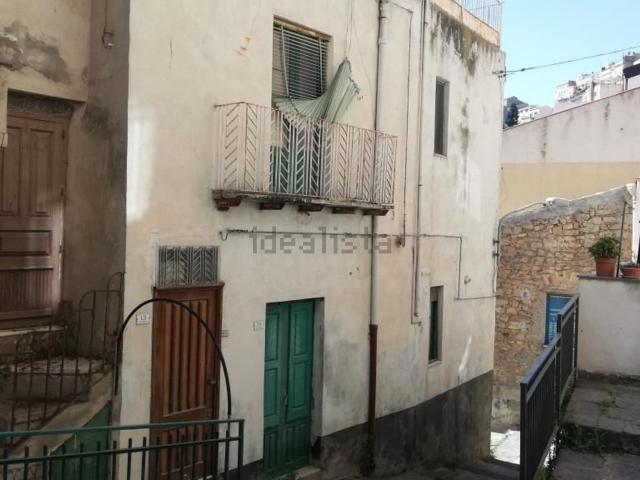 Casa in vendita a Centuripe, Sicilia