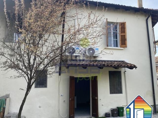Casa in vendita a Salvirola, Lombardia