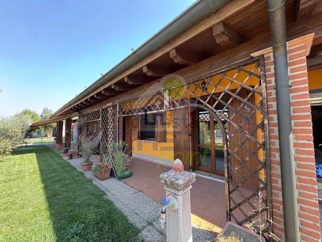 Casa in vendita a Grontardo, Cremona