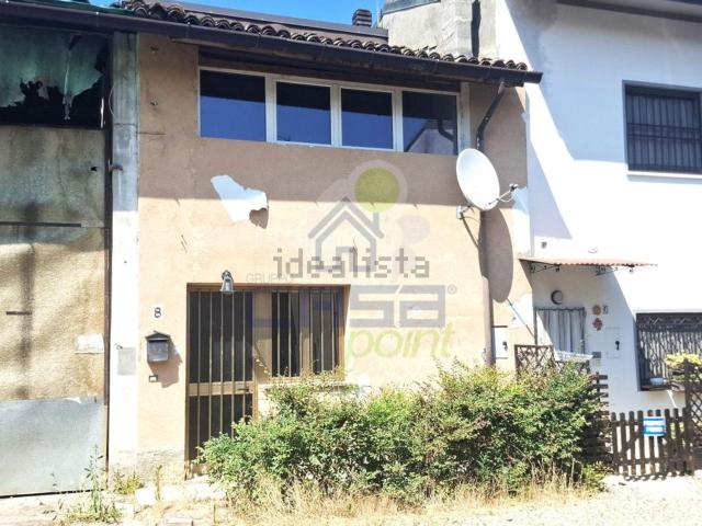 Casa in vendita a Castelnuovo Bocca D'adda, Lombardia