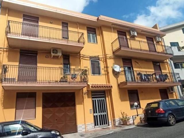 Casa in vendita a Santa Lucia Di, Sicilia