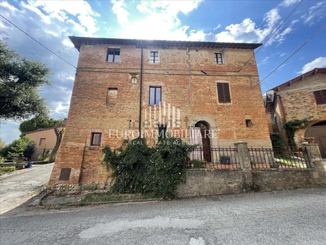 Casa in vendita a I Poggi, Gioiella
