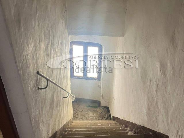 Casa in vendita a San Leo Bastia, Umbria