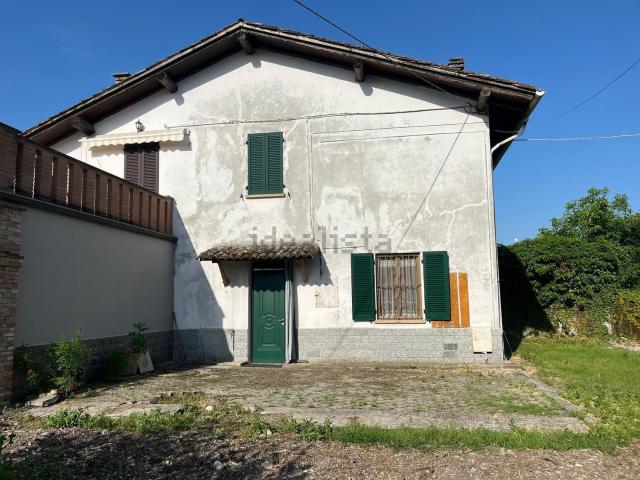 Casa in vendita a Borgonovo Val Tidone, Reggio Emilia