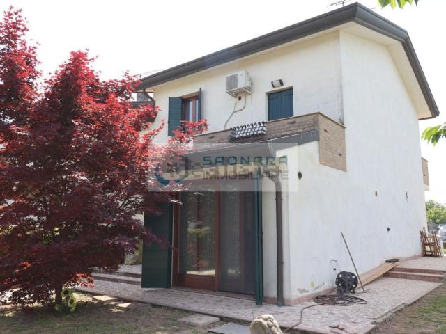 Casa in vendita a Legnaro, Veneto