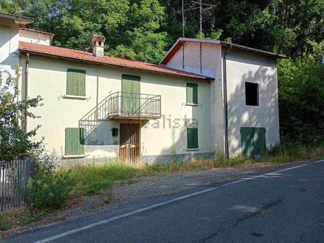Casa in vendita a Appennino Reggiano, Re